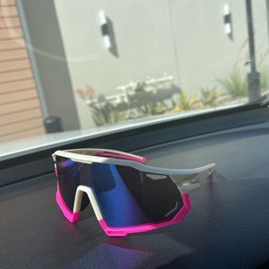 Polarized sunglasses pink